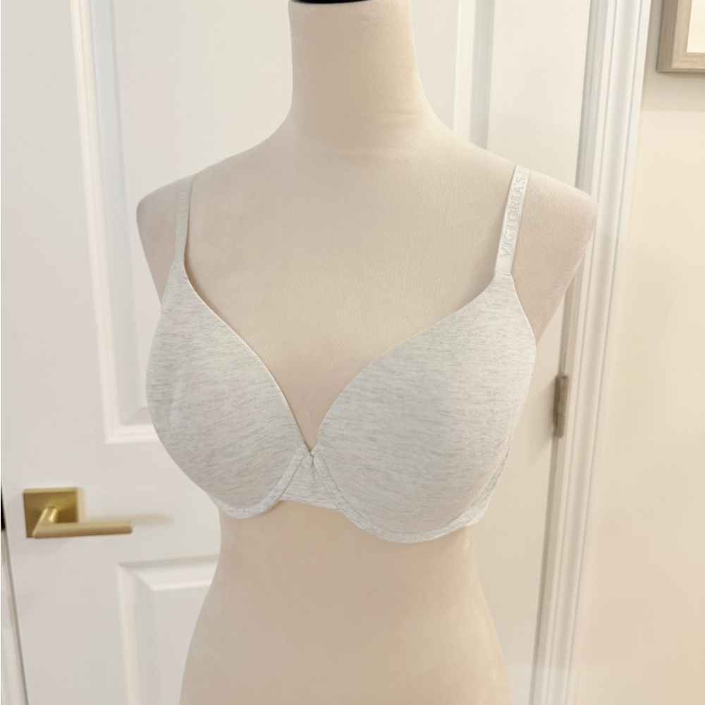 VICTORIA SECRET TSHIRT BRA LIGHTLY LINED GREY 38C